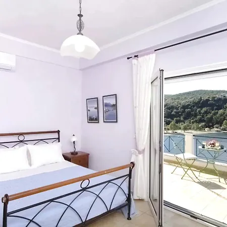 Alex Meganisi - Luxury With Private Pool, Seaviews, Closeby Vila *