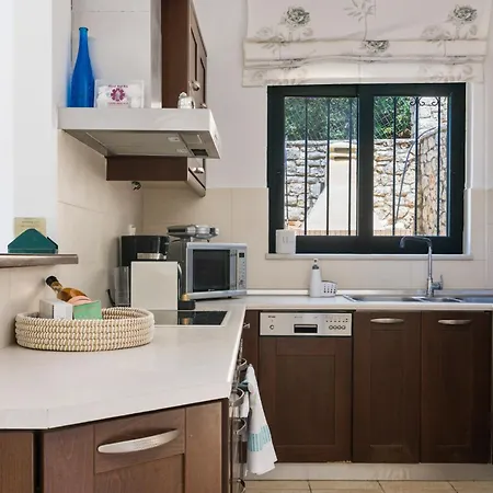 Willa Alex Meganisi - Luxury With Private Pool, Seaviews, Closeby Spartokhórion