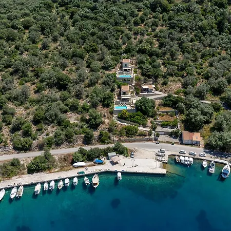 Alex Meganisi - Luxury With Private Pool, Seaviews, Closeby Vila *